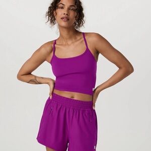 Vuori AllTheFeels Support Tank 2.0 – Magenta Size M